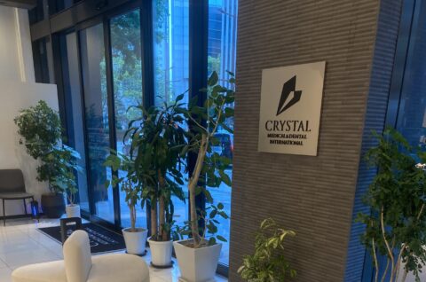 Crystal 医科歯科 Clinic International 様